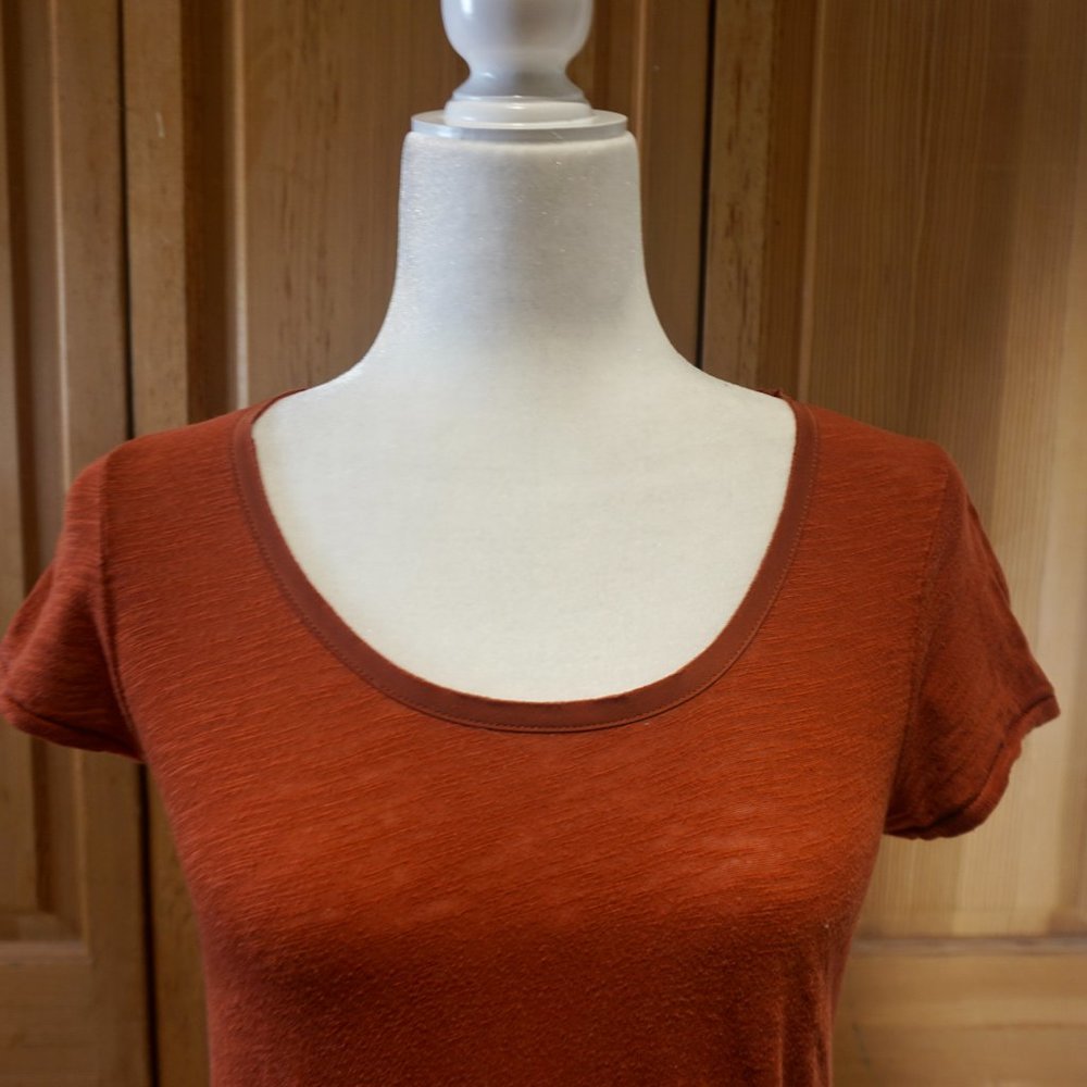 💚 ANTHROPOLOGIE | 9-HI5 STCL Rust Short Sleeve Peplum Tier Top (XS) - Picture 4 of 10